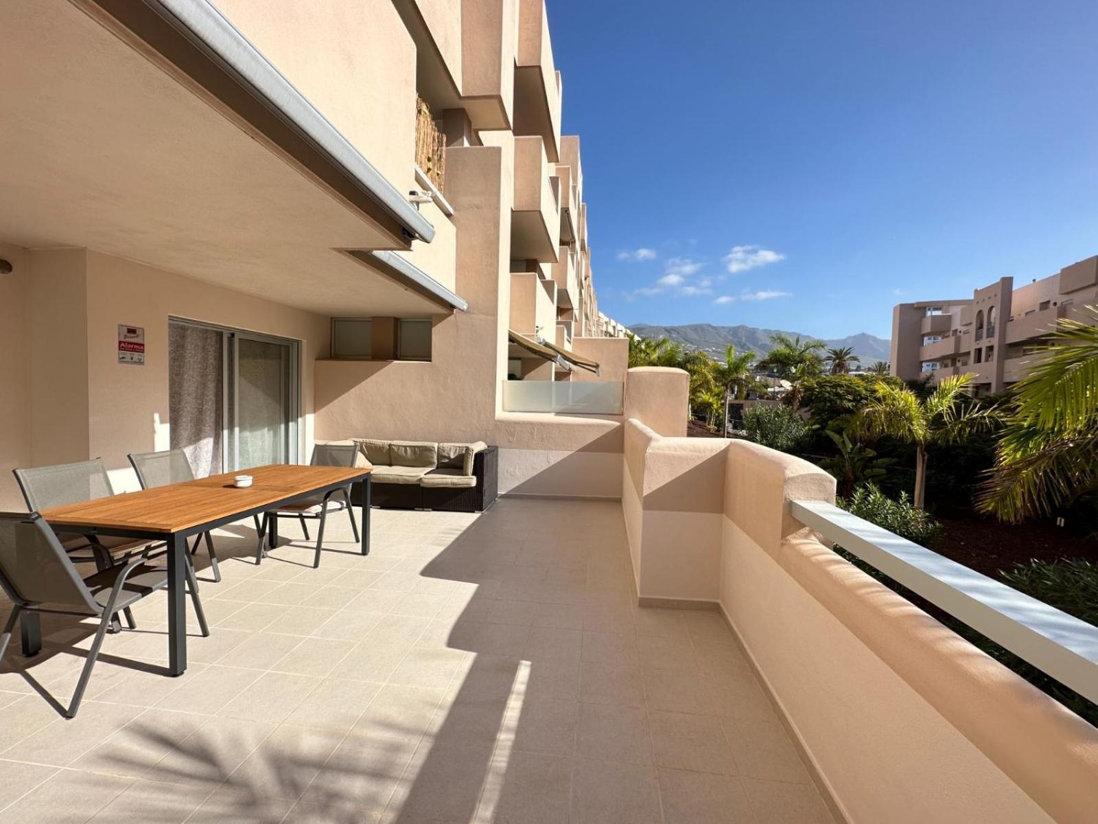 Cozy Apartment In Playa Paraiso Costa Adeje  Buitenkant foto