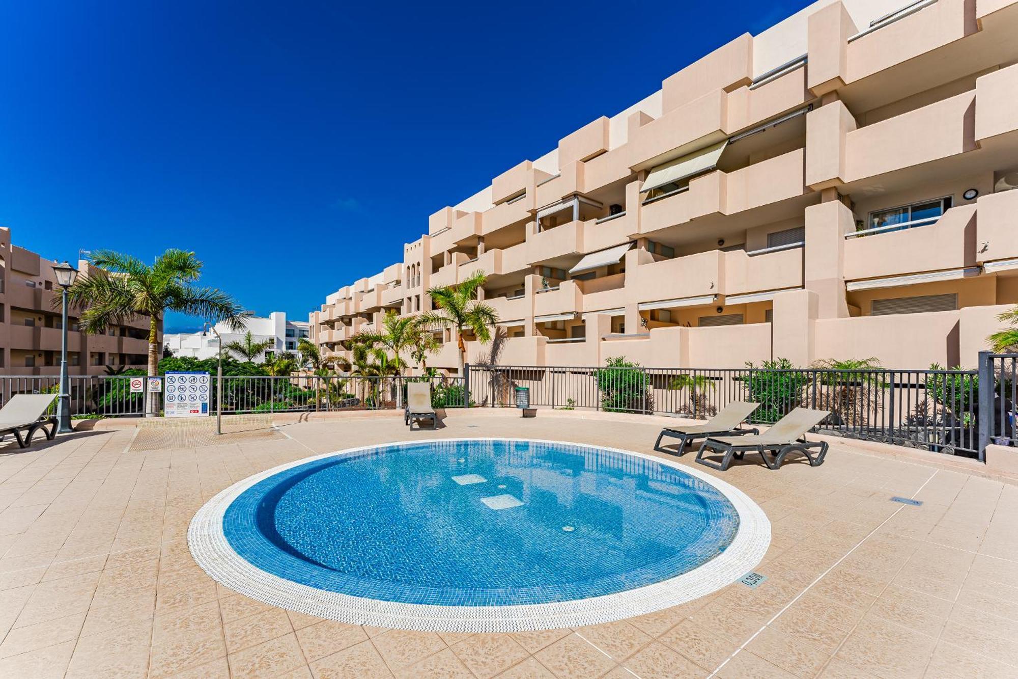 Cozy Apartment In Playa Paraiso Costa Adeje  Buitenkant foto